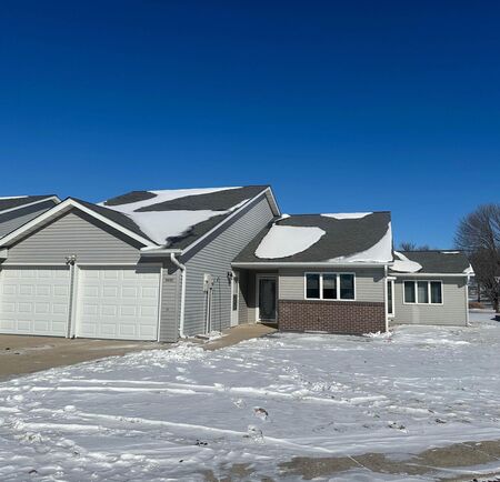 2415A E 3rd Street, Sheldon, IA 51201