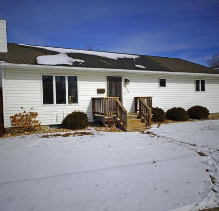 520 1st Street SE, Hartley, IA 51346