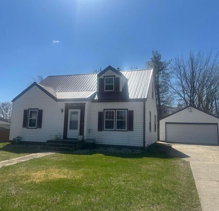 108 E GRAND AVE, Paullina, IA 51046
