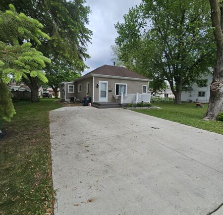 518 Washington Ave., Sheldon, IA 51201