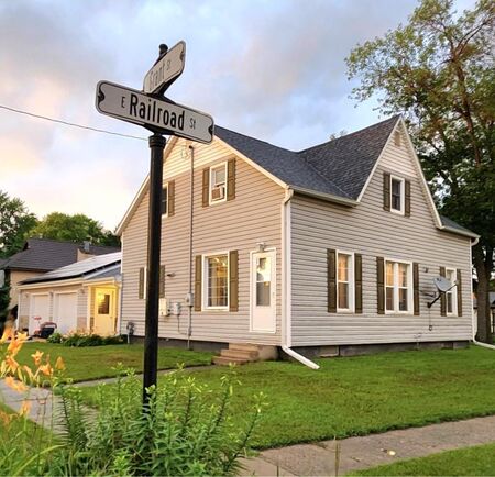 802 Grant St., Boyden, IA 51234