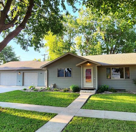 707 Pleasant St., Boyden, IA 51239