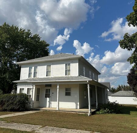 303 E Broadway Street, Paullina, IA 51046