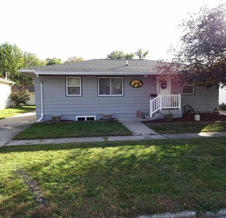 716 4th Street, Sheldon, IA 51201