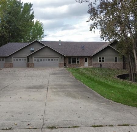 3099B Nest Avenue, Sheldon, IA 51201