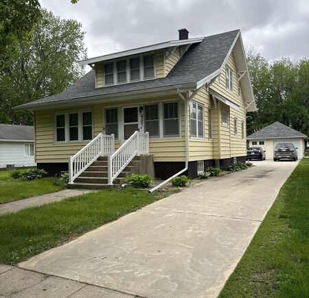 420 S Main Street, Paullina, IA 51046