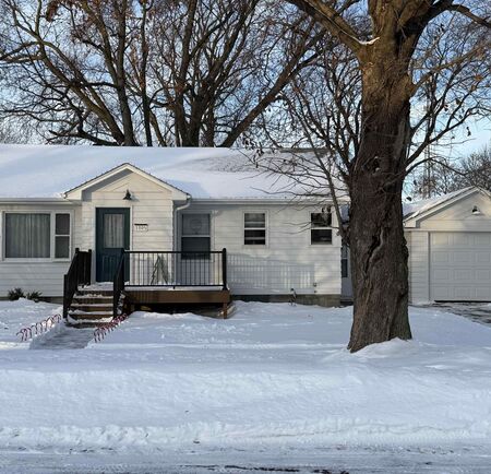 1005 Grant St, Boyden, IA 51234