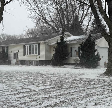 505 S Sherman St, Boyden, IA 51234