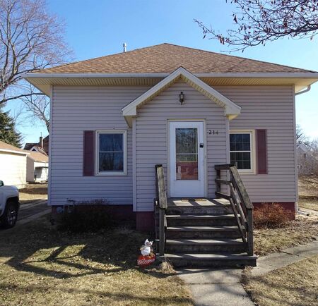 214 N Ruthledge Street, Paullina, IA 51046