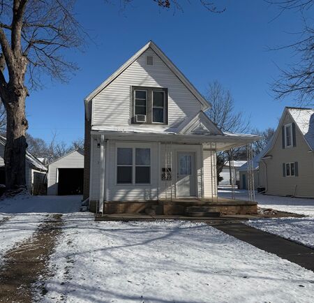 809 6th Street, Sheldon, IA 51201