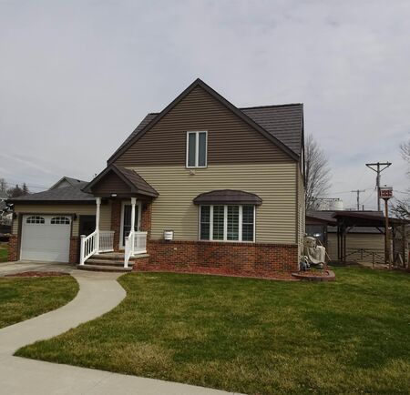 437 4th Avenue, Ashton, IA 51232
