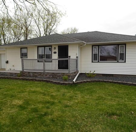 418 Washington Avenue, Sheldon, IA 51201