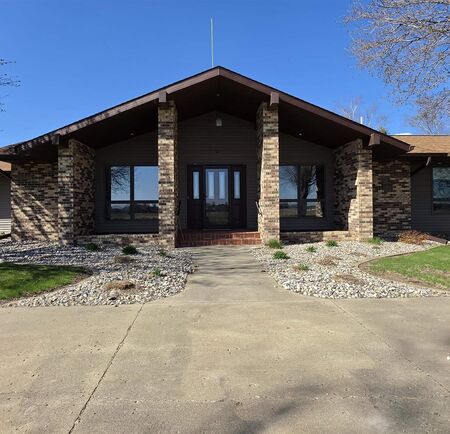 760 6th St NE, Primghar, IA 51245