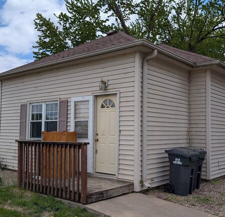 175 7TH ST NW, Sioux Center, IA 51250