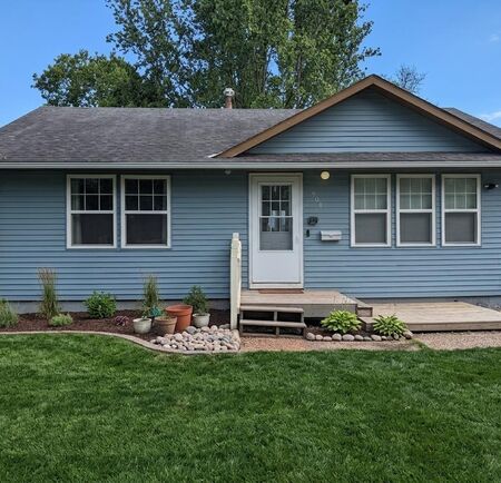 908 11th Street, Sheldon, IA 51201