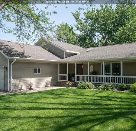 501 LINCOLN AVE SE, Orange City, IA 51041