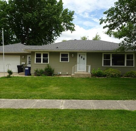 727 4th Street, Sheldon, IA 51201