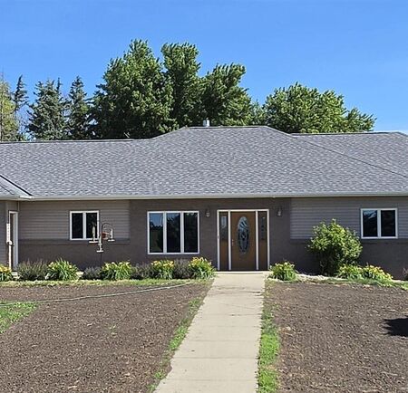6173 310th St, Sanborn, IA 51248
