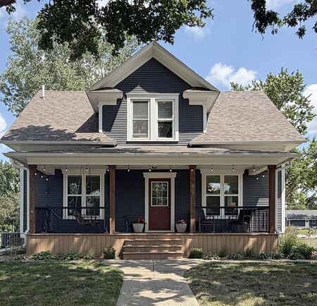 603 Arizona Ave NW, Orange City, IA 51041