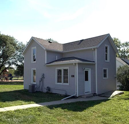 811 6TH AVE, Alton, IA 51003