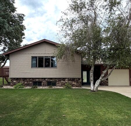 1630 N 2nd Street, Sheldon, IA 51201