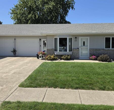 204 24th Ave, Sheldon, IA 51201
